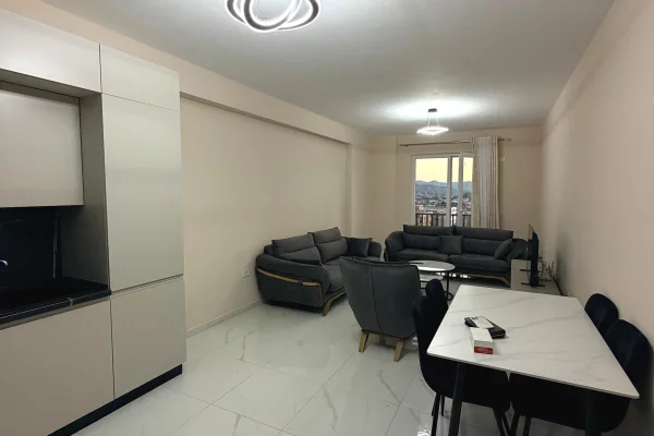 Shtepi me qera Apartament ne Tirane, 2+1, Mobilimi E mobiluar, Pagesa 40,000  Leke.