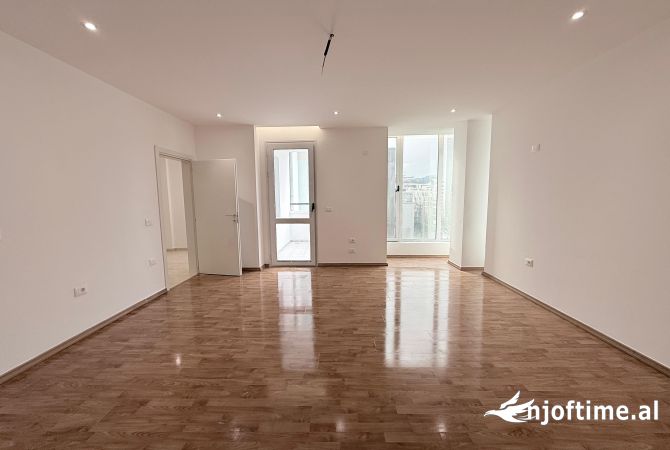 Jepet Apartament 3+1 me qera