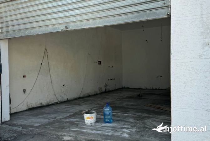 Jepet magazine me qera