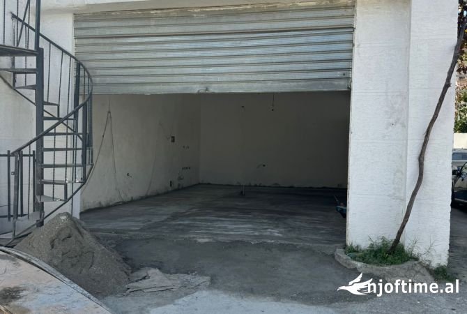 Jepet magazine me qera