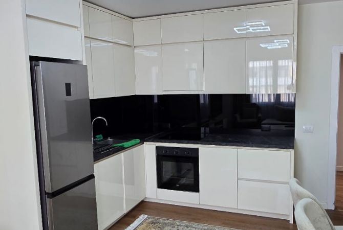 Apartament 2+1 me Qira – Bulevardi Zogu I Parë