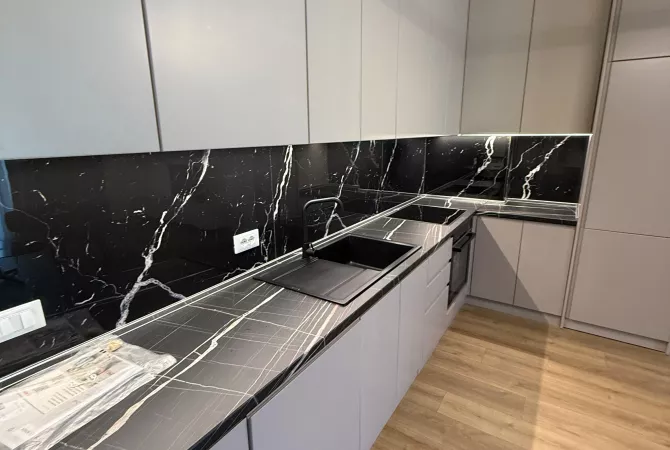 Shtepi me qera Apartament ne Tirane, 2+1, Mobilimi E mobiluar, Pagesa 1,250  Euro.