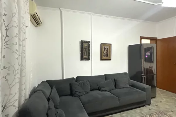 Shtepi me qera Apartament ne Tirane, 1+1, Mobilimi E mobiluar, Pagesa 600  Euro.