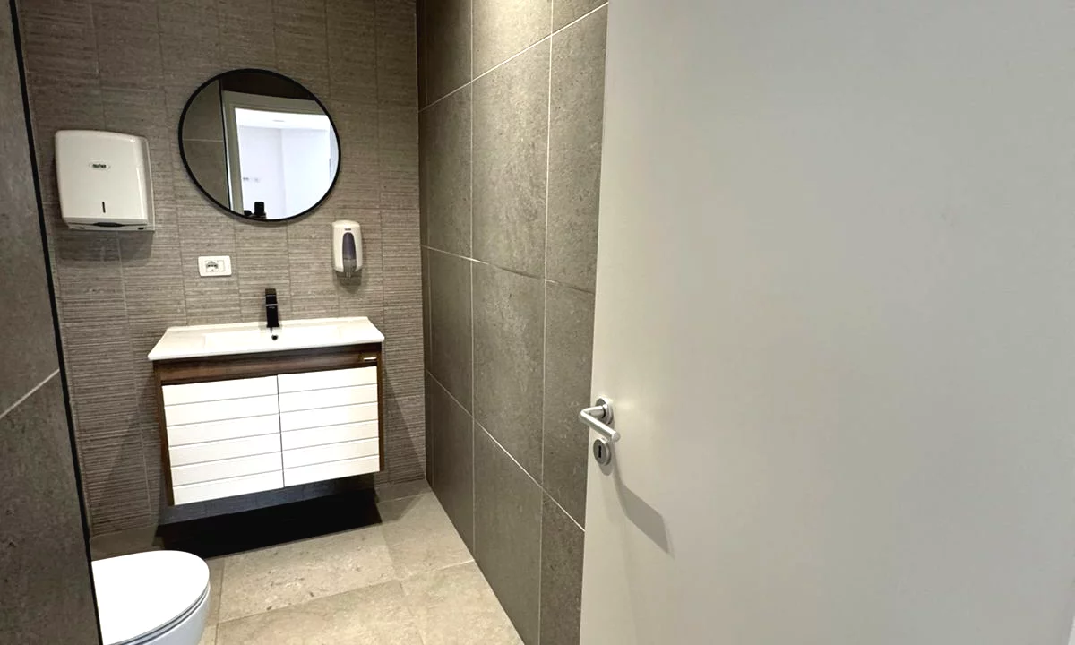 Zyre me Qira – Bulevardi “Zogu i Pare”, Qender, Tirane