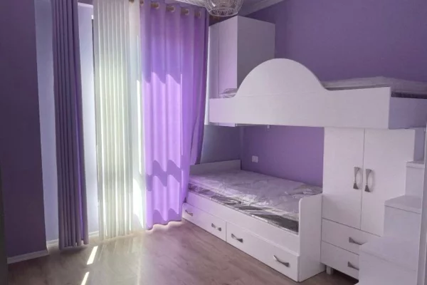Shtepi me qera Apartament ne Tirane, 2+1, Mobilimi E mobiluar, Pagesa 1,100  Euro.