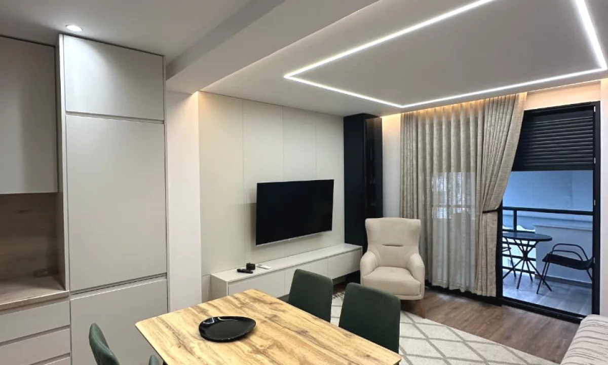 Shtepi me qera Apartament ne Tirane, 2+1, Mobilimi E mobiluar, Pagesa 800  Euro.