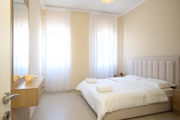 Shtepi me qera Apartament ne Tirane, 1+1, Mobilimi E mobiluar, Pagesa 800  Euro.