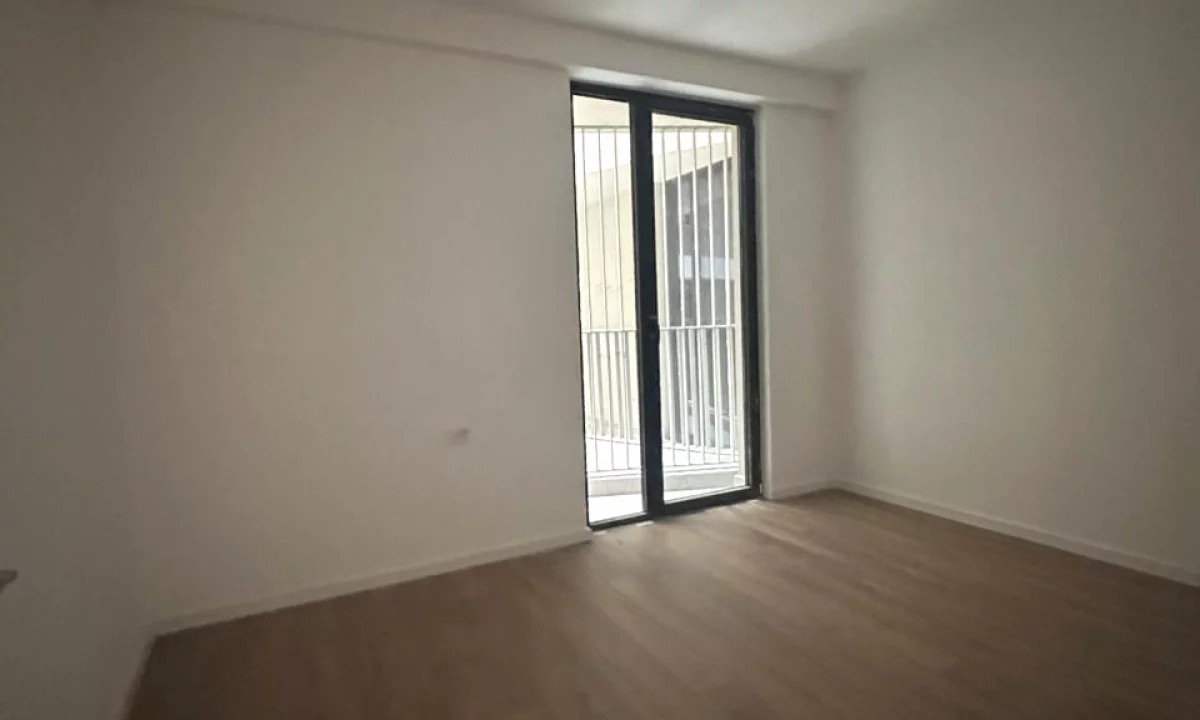 Ambient me Qira – Ideal per Zyra ose Klinika 📍