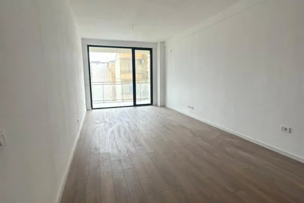 Ambient me Qira – Ideal per Zyra ose Klinika 📍