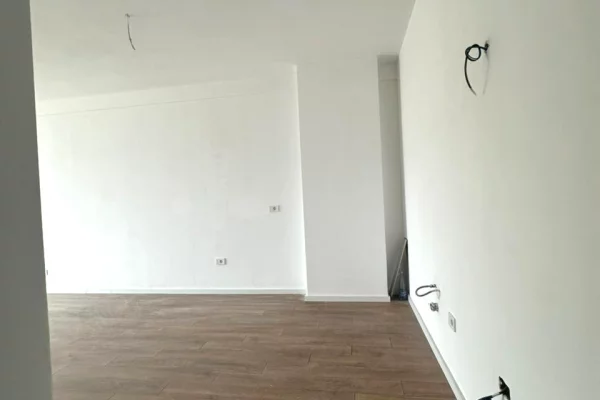 Ambient me Qira – Ideal per Zyra ose Klinika 📍