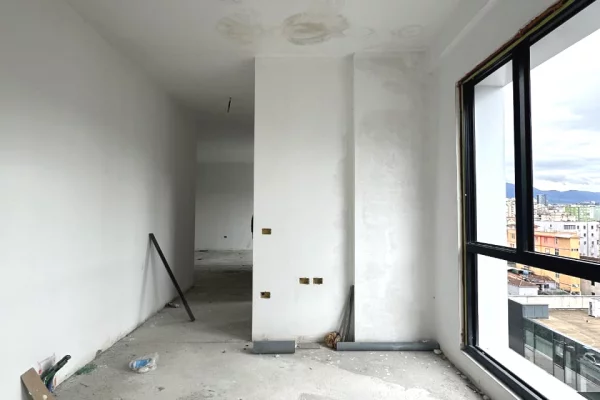 🏢 SHITET Apartament 1+1 – Square 21, Rruga e Kavajës