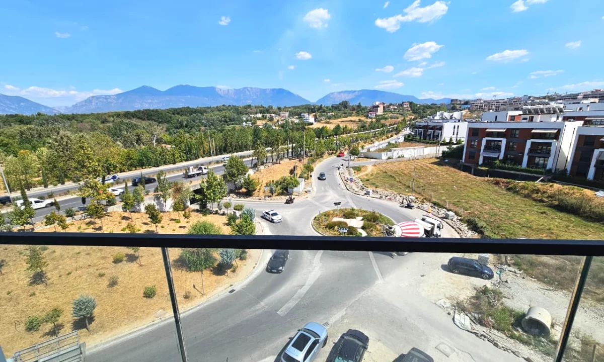 JEPET ME QIRA AMBIENT ZYRE – LIQENI I THATE | MET INVEST*