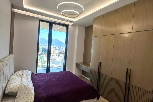 Shtepi me qera Apartament ne Tirane, 1+1, Mobilimi E mobiluar, Pagesa 750  Euro.
