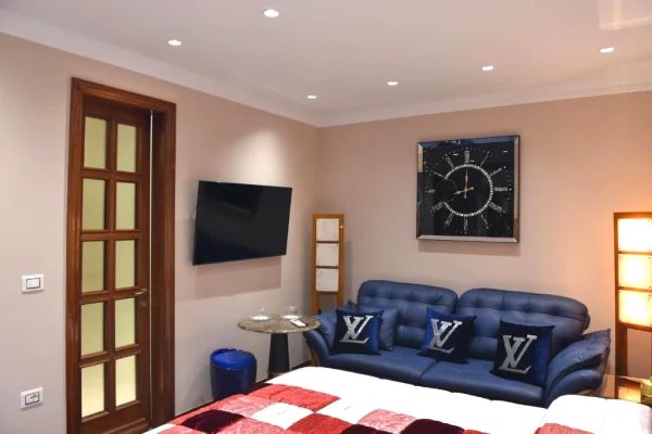 Shtepi me qera Apartament ne Tirane, 2+1, Mobilimi E mobiluar, Pagesa 2,000  Euro.
