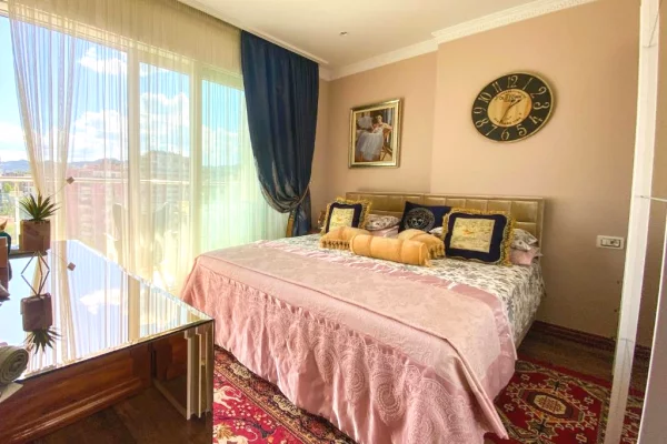 Shtepi me qera 2+1 ne Tirane - 2,000 Euro