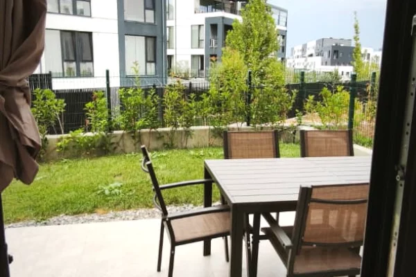 Shtepi me qera Apartament ne Tirane, 2+1, Mobilimi E mobiluar, Pagesa 1,500  Euro.