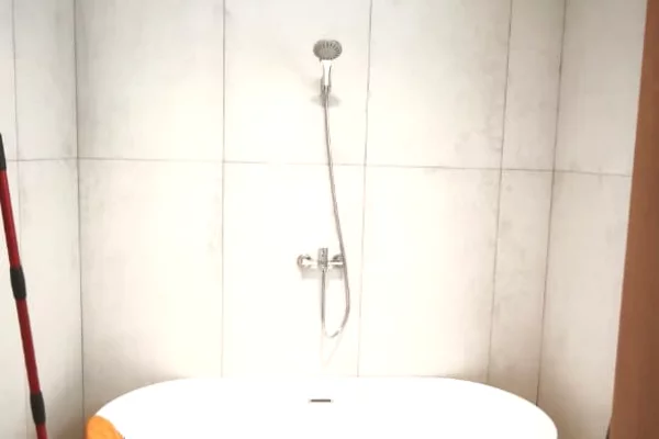 Shtepi me qera Apartament ne Tirane, 2+1, Mobilimi E mobiluar, Pagesa 1,500  Euro.