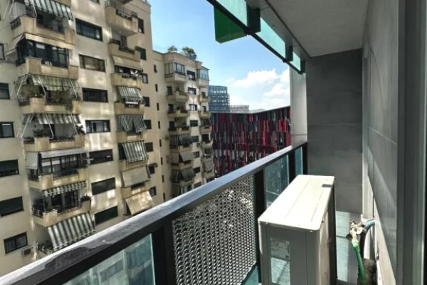 Shtepi me qera Vila Luksoze ne Tirane, 4+1, Mobilimi E mobiluar, Pagesa 2,200  Euro.