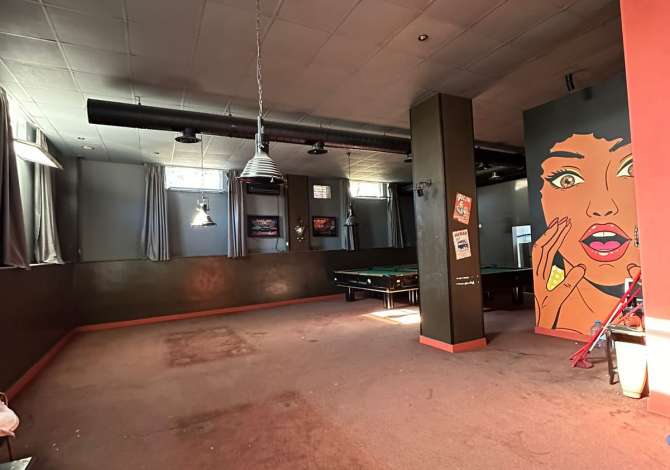 Jepet lokal bar kafe 2 katesh me Qera .