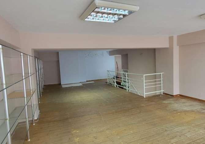 Ambient biznesi me qera 1+1 ne Tirane - 1,000 Euro