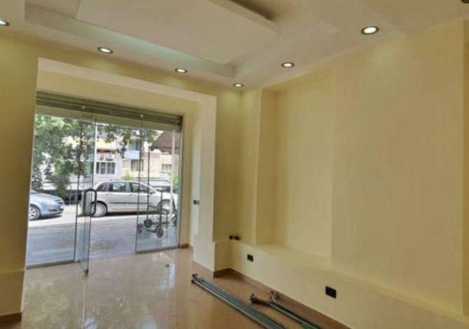 Ambient biznesi me qera 1+1 ne Tirane - 250 Euro