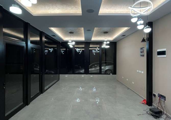 Business Property in Sale 1+1 in Tirana - 115,000 Euro