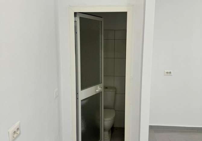 Ambient biznesi me qera 1+1 ne Tirane - 450 Euro