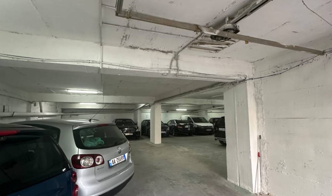 ❗ AMBIENT 450M2 ME QERA TEK KOMUNA E PARISIT