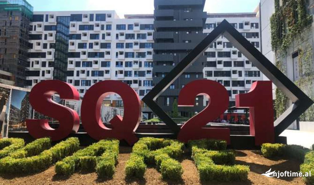 AMBIENT KOMERCIAL PER SHITJE TEK RRUGA E KAVAJES