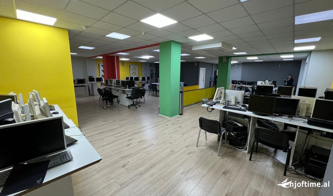 ❗ AMBIENT ZYRE ME QERA NE QENDER ❗