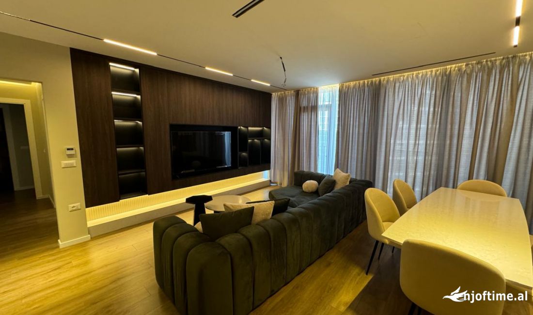 Shtepi ne shitje Apartament ne Tirane, 2+1, Mobilimi E mobiluar, Pagesa 580,000  Euro.