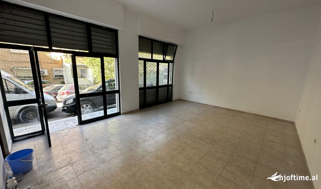 💥AMBIENT KOMERCIAL PER SHITJE TEK MOZAIKU