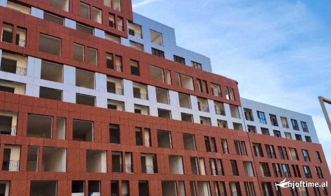 Shtepi ne shitje Apartament ne Tirane, 1+1, Mobilimi Bosh, pa mobiluar, Pagesa 109,350  Euro.