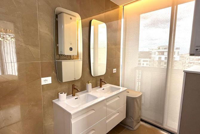 Shtepi ne shitje Apartament ne Tirane, 4+1, Mobilimi E mobiluar, Pagesa 700,000  Euro.