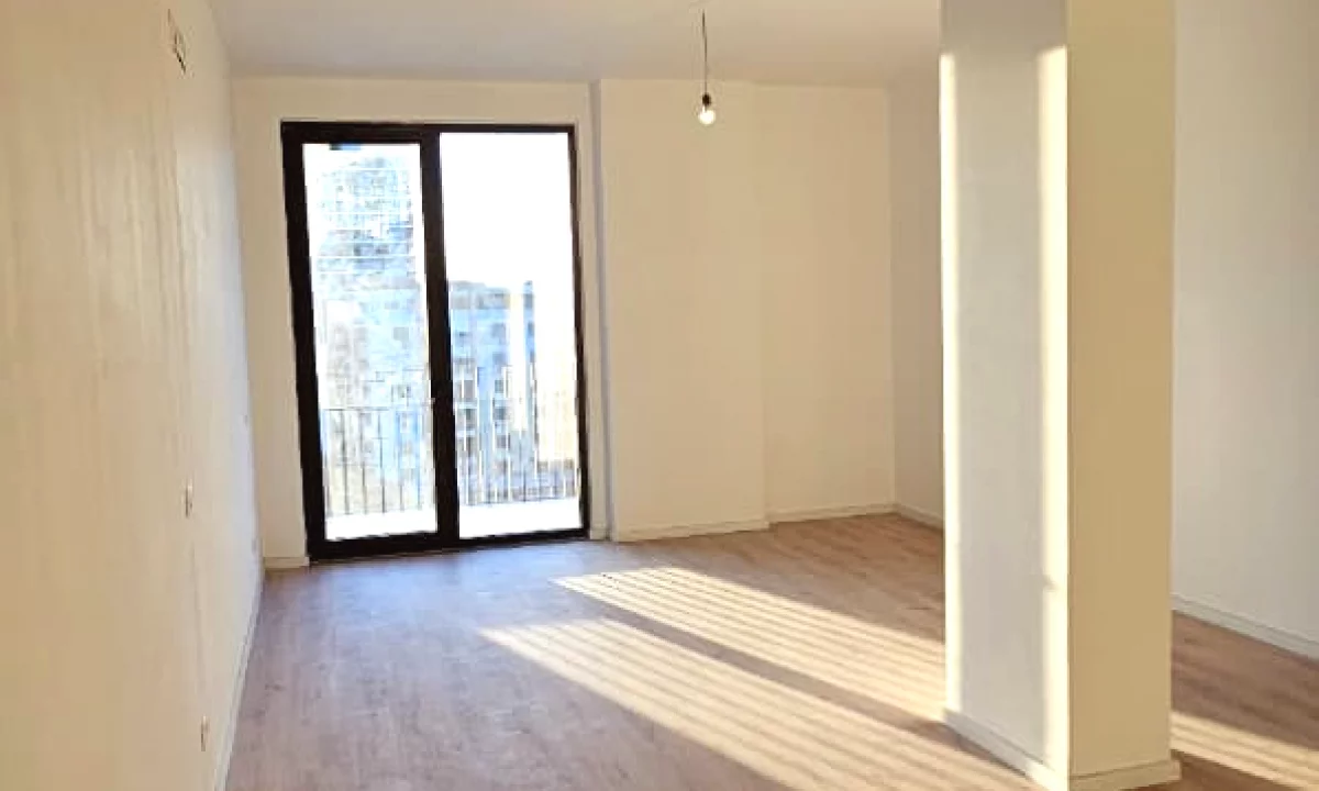 Shtepi ne shitje Apartament ne Tirane, 2+1, Mobilimi Bosh, pa mobiluar, Pagesa 397,000  Euro.