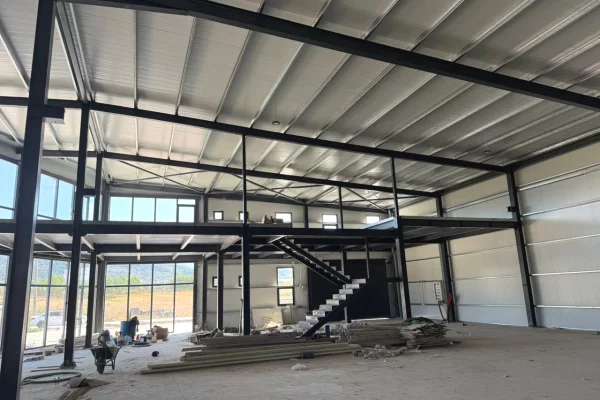 Business Property for Rent 4+1 in Tirana - 4,000 Euro