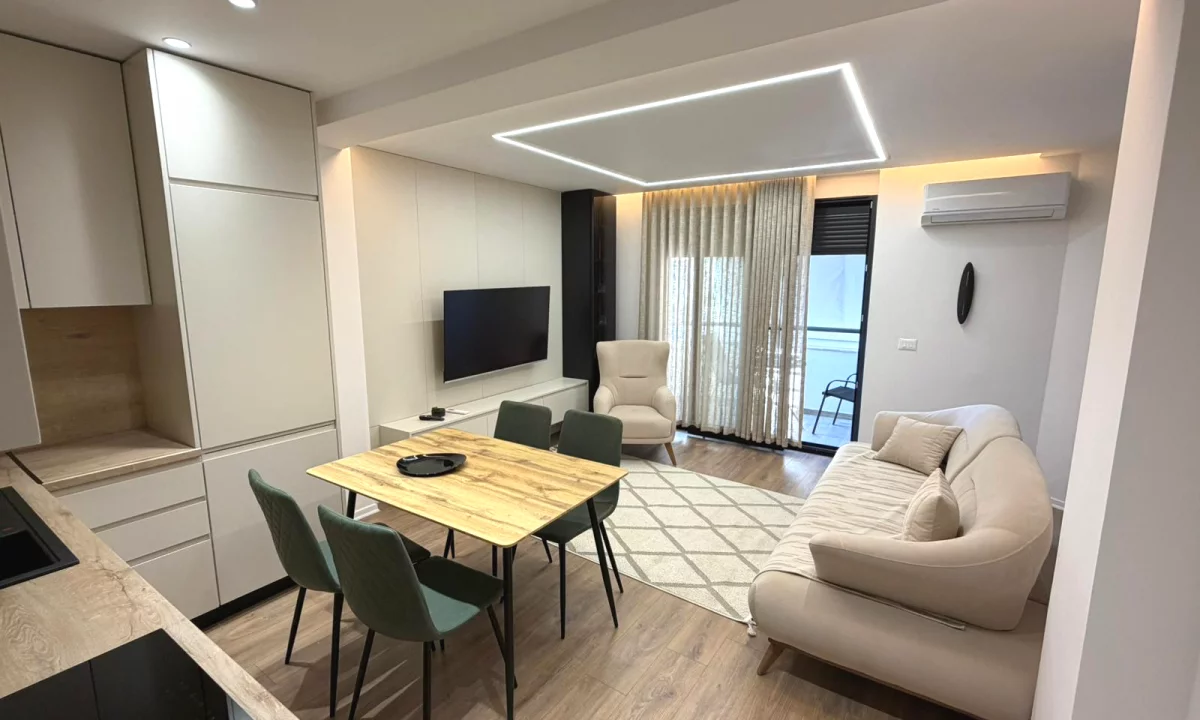 Shtepi me qera Apartament ne Tirane, 2+1, Mobilimi E mobiluar, Pagesa 850  Euro.