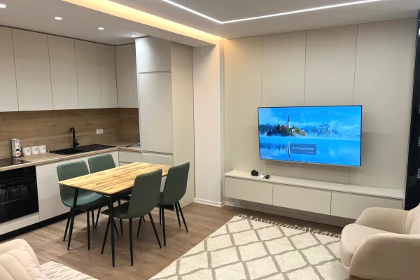 Shtepi me qera Apartament ne Tirane, 2+1, Mobilimi E mobiluar, Pagesa 850  Euro.