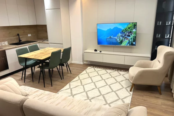 Shtepi me qera Apartament ne Tirane, 2+1, Mobilimi E mobiluar, Pagesa 850  Euro.