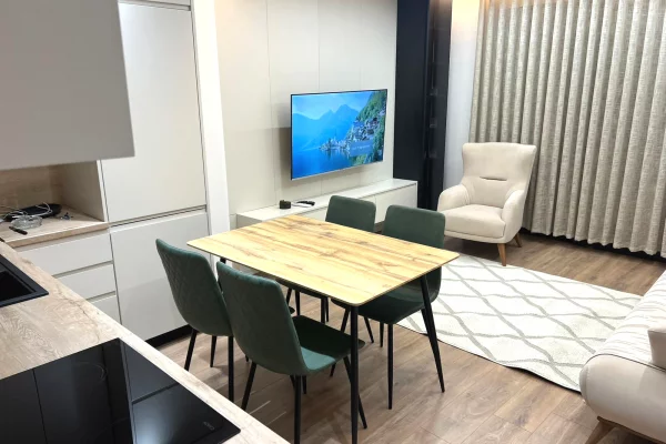 Shtepi me qera Apartament ne Tirane, 2+1, Mobilimi E mobiluar, Pagesa 850  Euro.