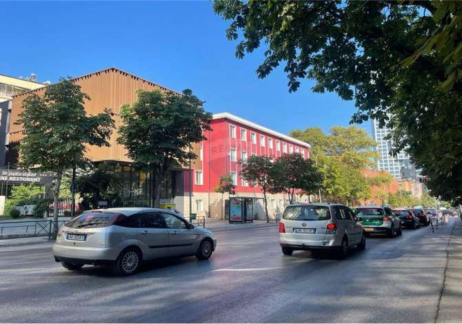 Ambient biznesi me qera 1+1 ne Tirane - 2,200 Euro
