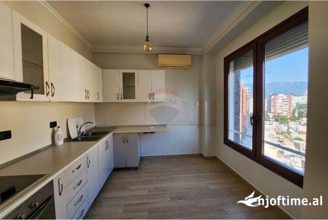 Zyre - Me Qera - Rruga e Kavajes - Tirane