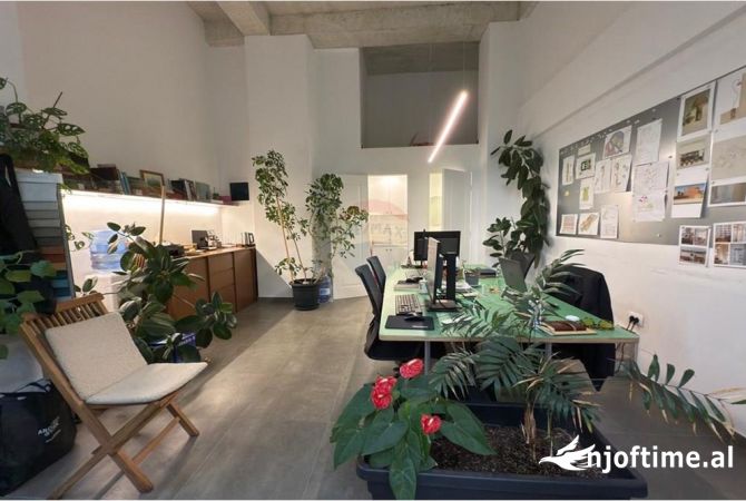 Zyre - Me Qera - Pazari i Ri - Tirane