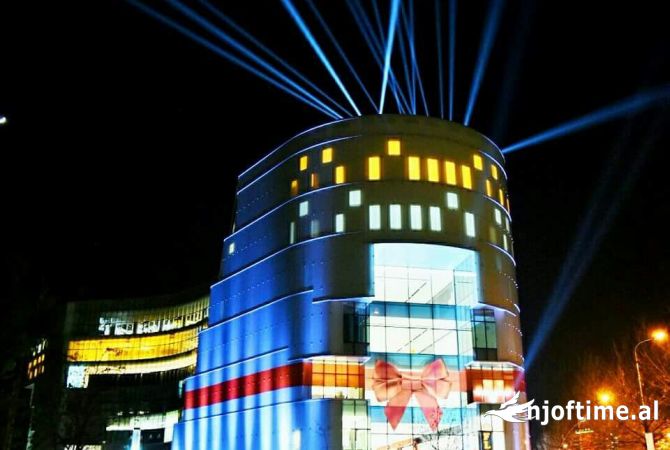 Zyre - Me Qera - Qender - Tirane