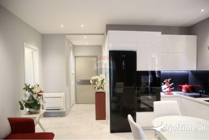 Shtepi me qera Apartament ne Tirane, 2+1, Mobilimi E mobiluar, Pagesa 1,500  Euro.
