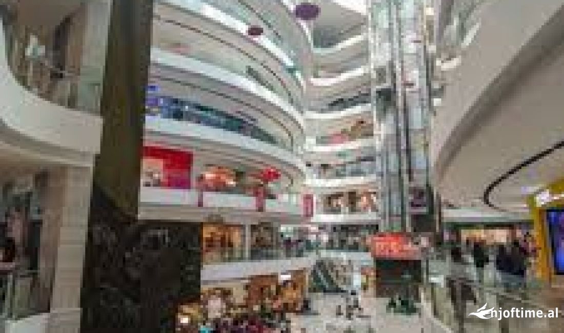 Jepet Zyre Me Qera tek Toptani