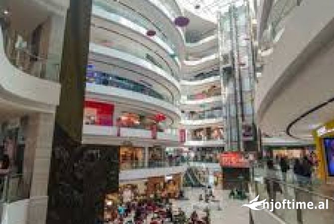 Jepet Zyre Me Qera tek Toptani