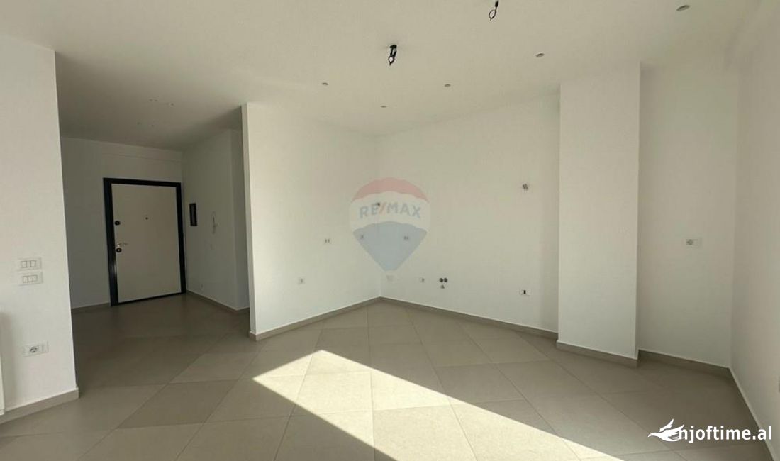 Jepet Zyre Me Qera Tek Kompleksi Dinamo