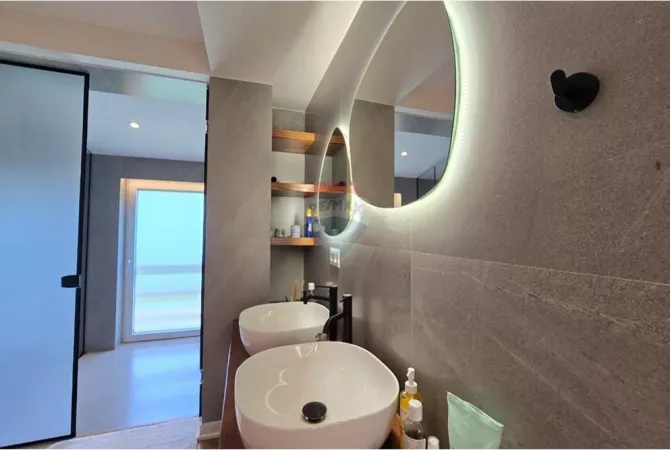 Shtepi me qera Apartament ne Tirane, 4+1, Mobilimi E mobiluar, Pagesa 5,000  Euro.