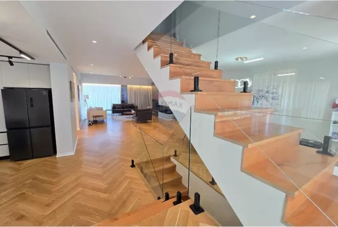 Shtepi me qera Apartament ne Tirane, 4+1, Mobilimi E mobiluar, Pagesa 5,000  Euro.